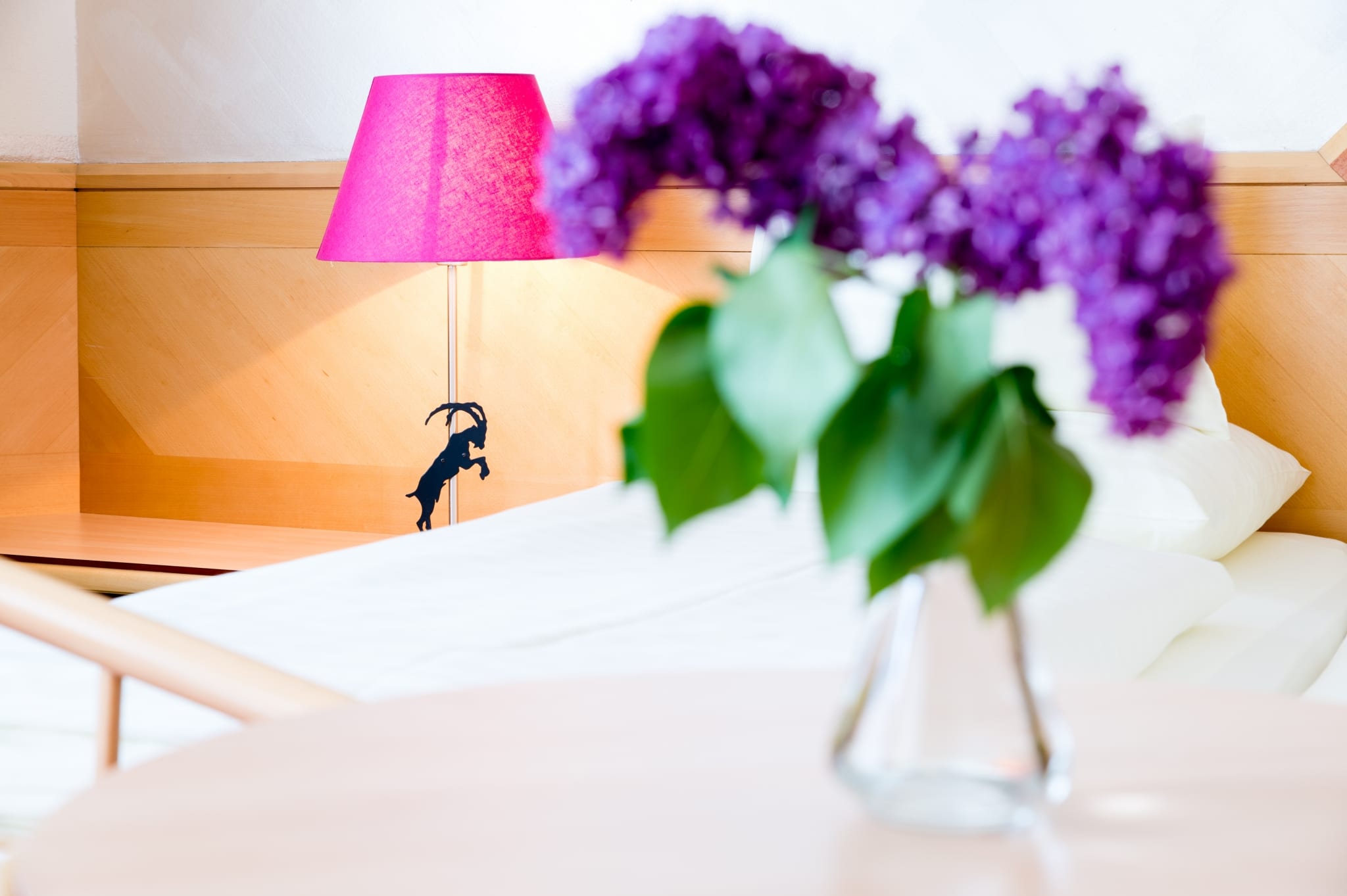 Die Komfort Doppelzimmer Neu im Hotel Schrofenstein in Landeck eignen sich ideal für Familien und gemeinsam reisende Freunde.