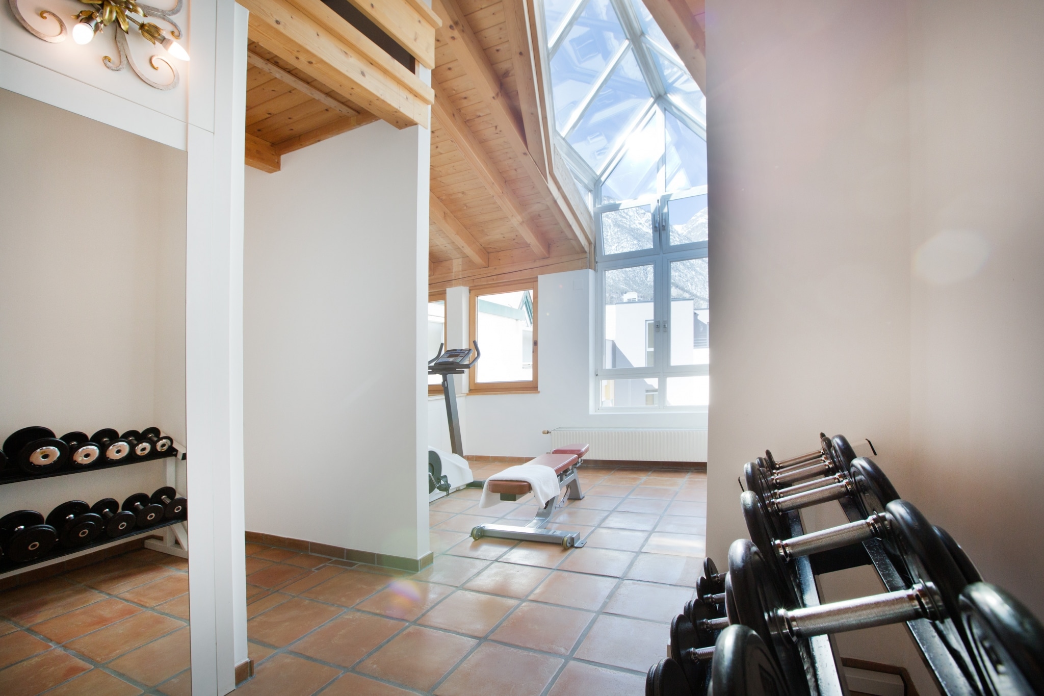 Sie suchen ein Hotel mit Fitnessraum? Dann sind Sie im Hotel Schrofenstein in Landeck richtig.